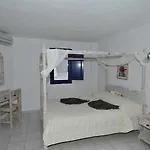 Agnadi View 4* Oia (Santorini)