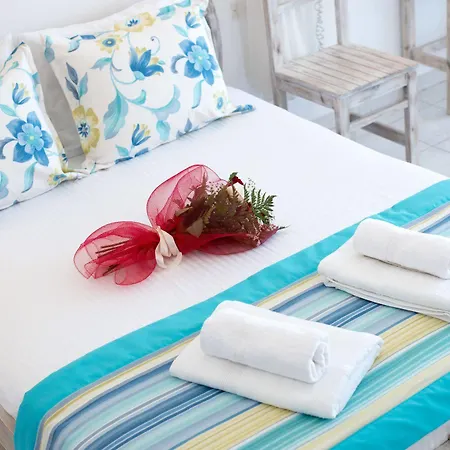 Agnadi View Apartmanhotel Ía