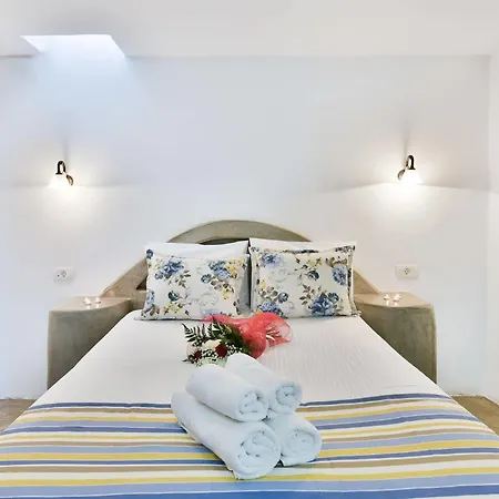 Aparthotel Agnadi View Oia (Santorini)