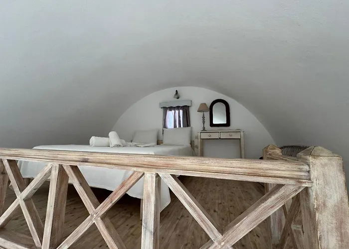 Aparthotel Agnadi View Oia