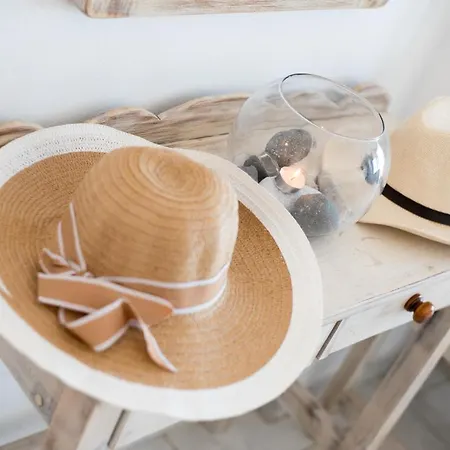 Agnadi View アパートホテル 4*